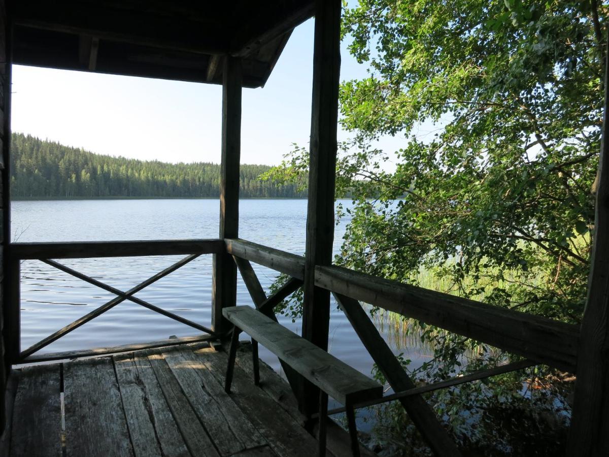 Vanha-Paelsilae Lakeside Farm Bed & Breakfast Kuhmoinen ภายนอก รูปภาพ